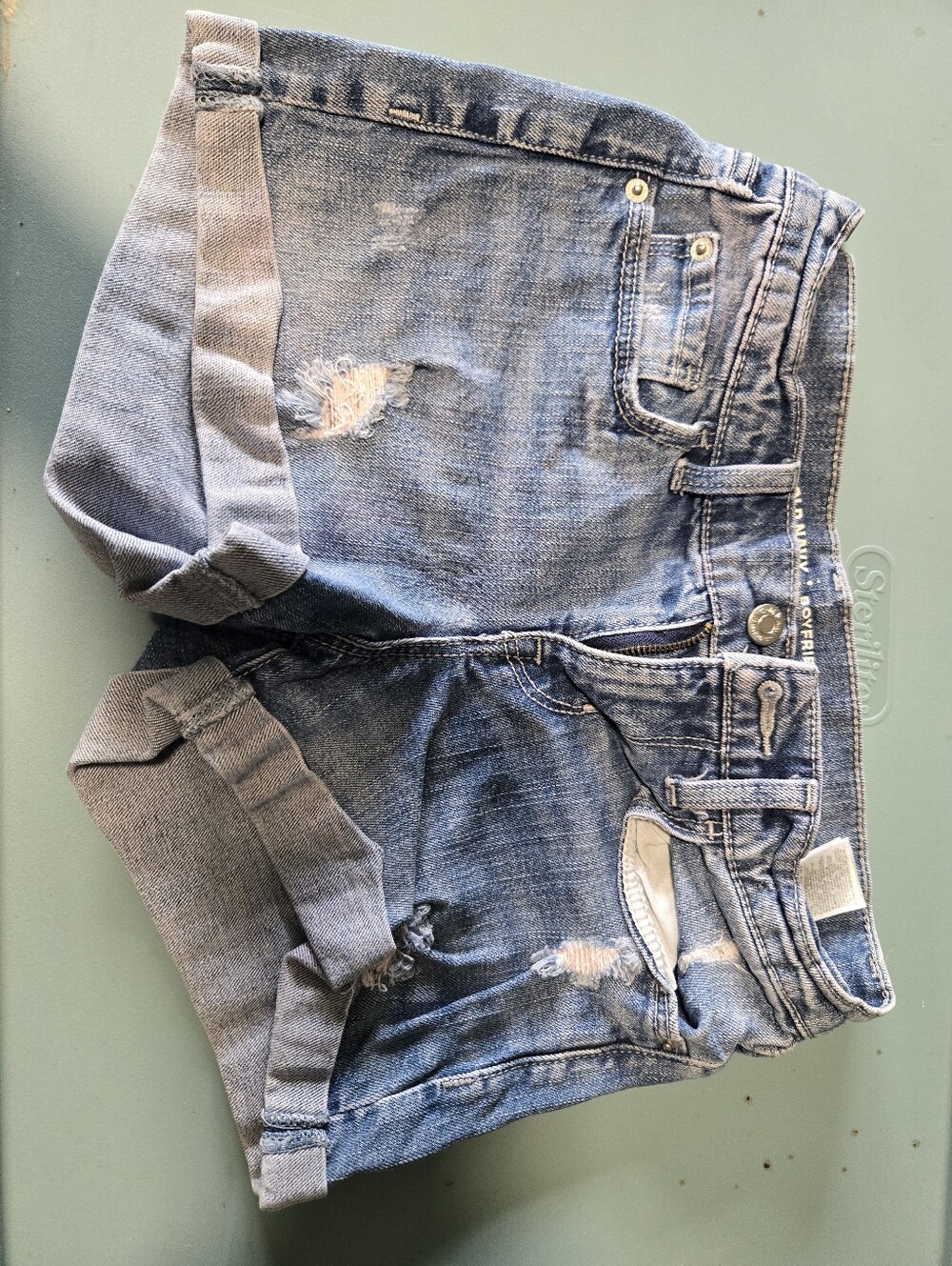 Old Navy Women’s Blue Distressed Denim Roll-Cuff Shorts